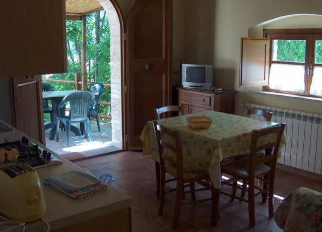 카솔레 델사 Borgo Il Villino 게스트하우스 외부 사진